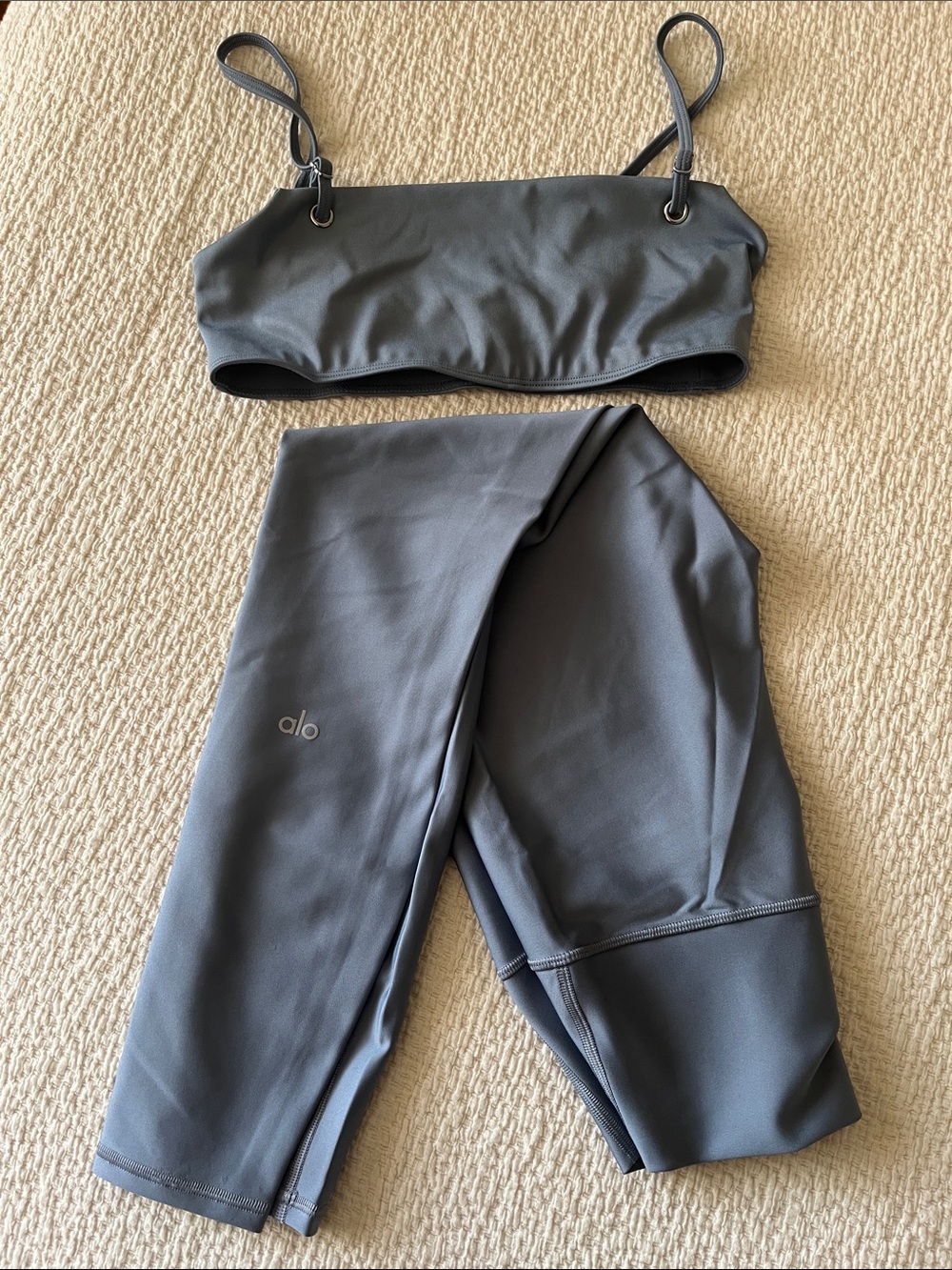 ALO Yoga Slate Gray Sports Bra (S) and High-Waist Leggings (XS) Set